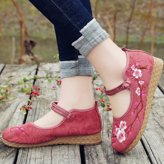 Cloth shoes