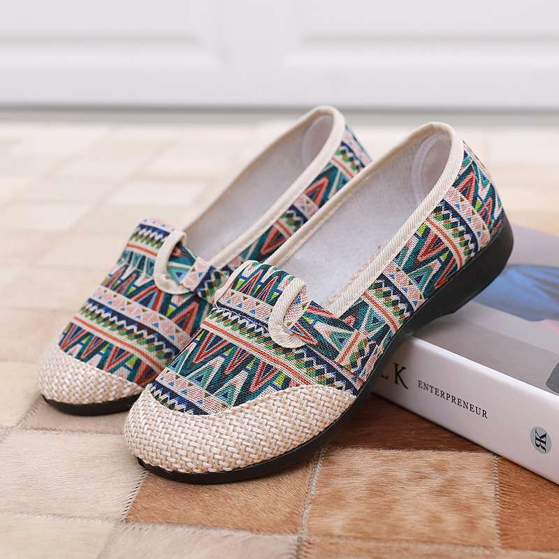 Cloth shoes women