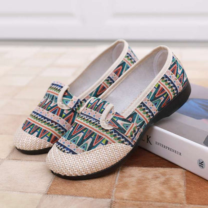 Cloth shoes women