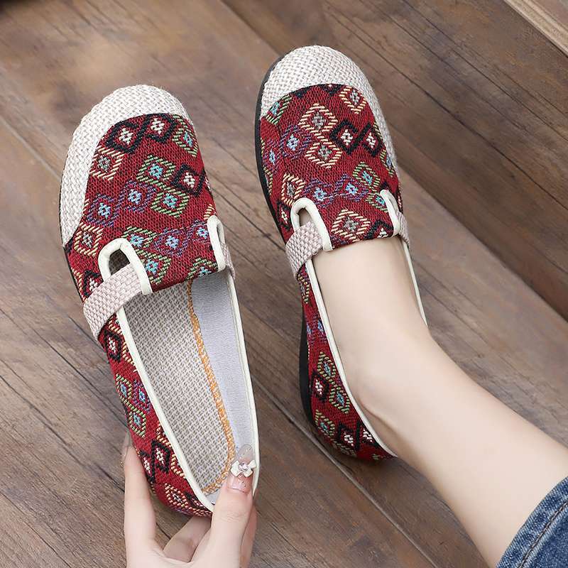 Cloth shoes women