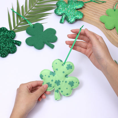 Clover Hanging