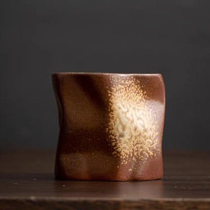 Coarse earthenware pleated tea cup