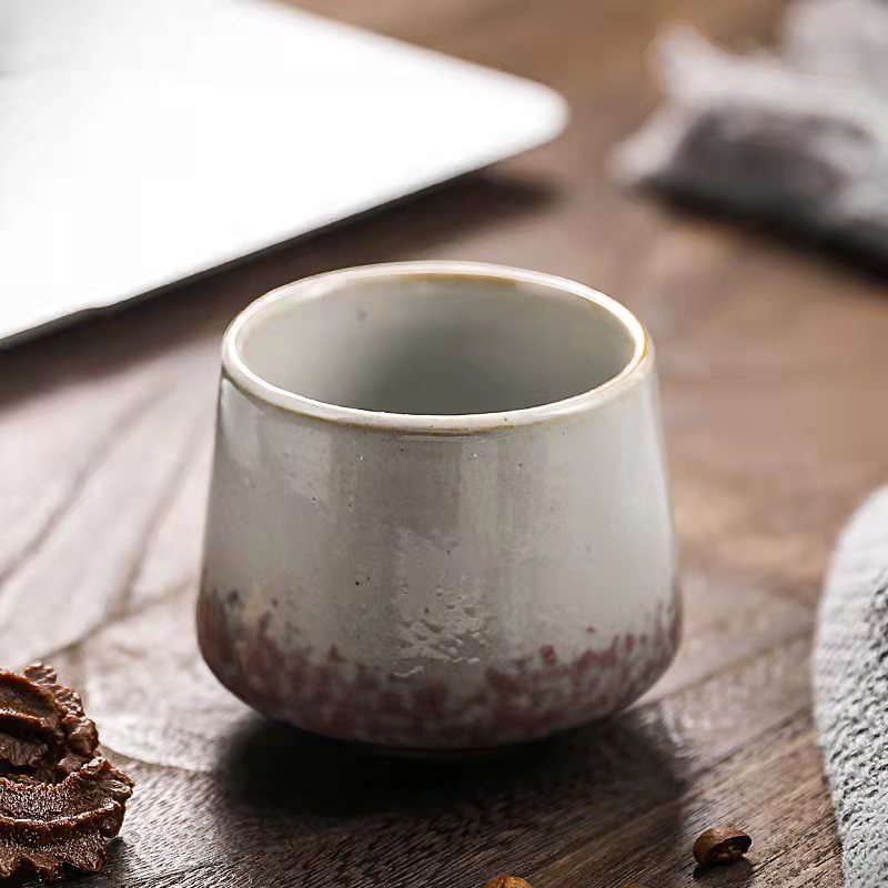 Coarse earthenware pleated tea cup