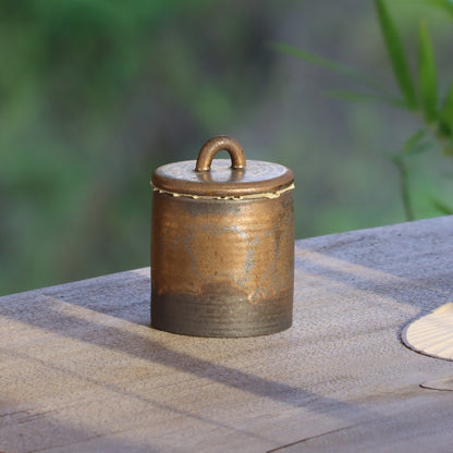 Coarse pottery tea canister