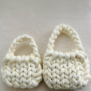 Coarse wool hand-woven bag material bag