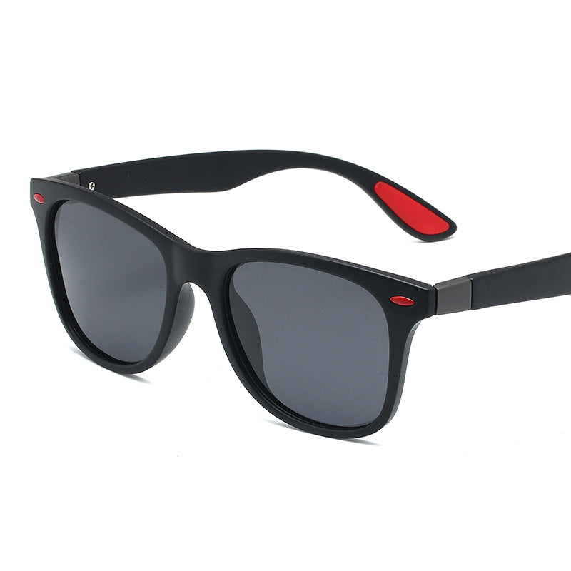 Color-changing Mirror Polarizer Advanced Sense