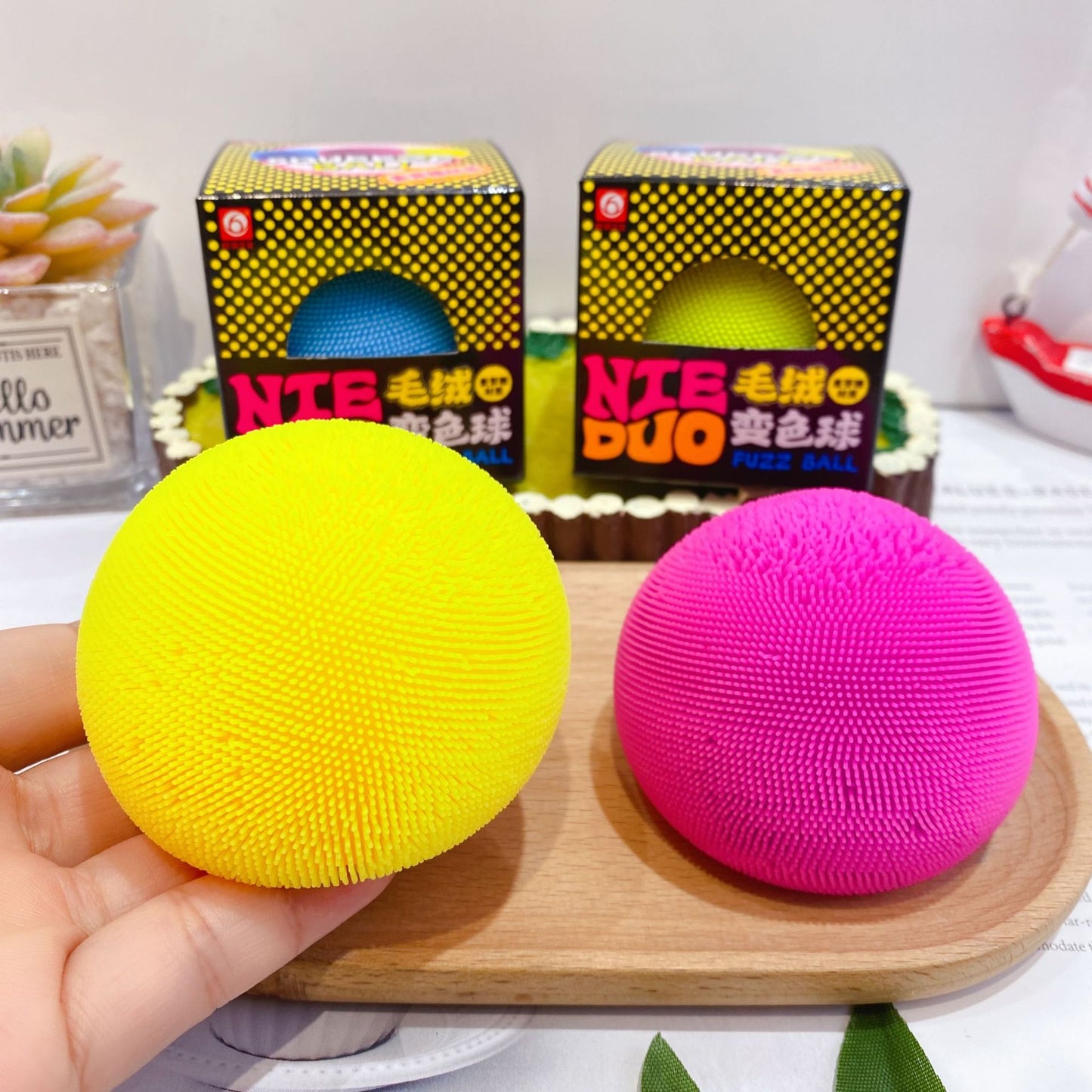 Color-Changing Squeeze Ball12pcs