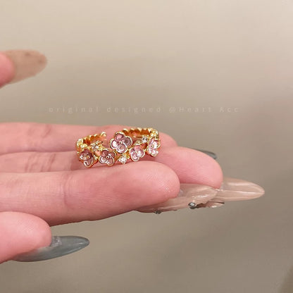 Colorful flower ring