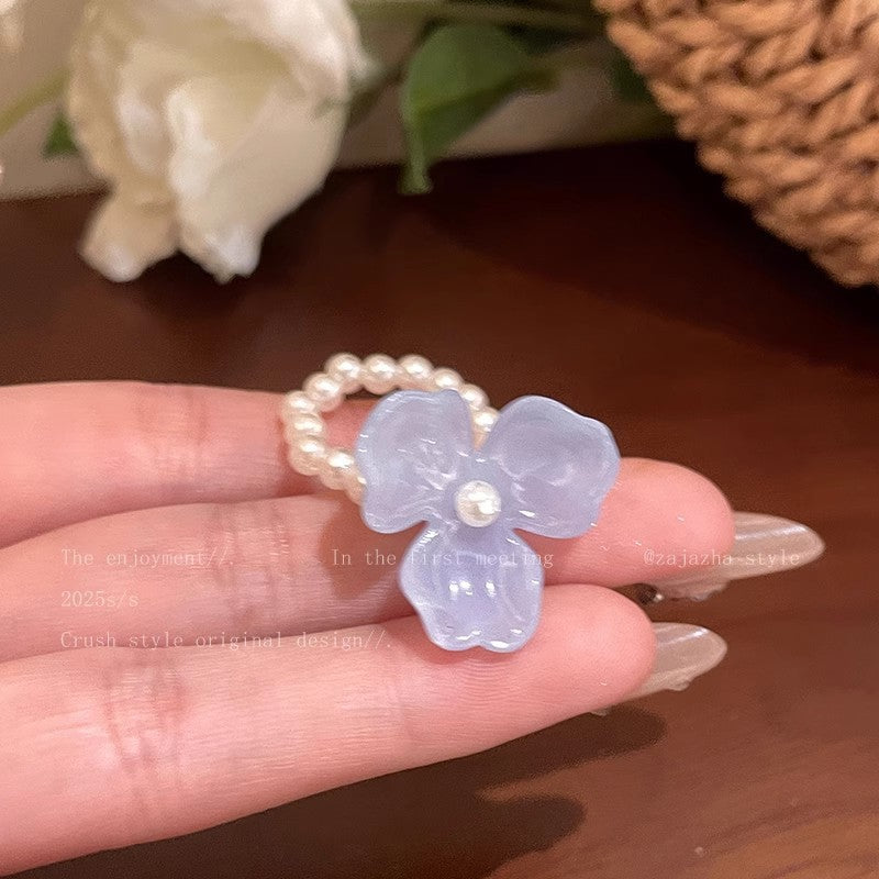 Colorful flower ring