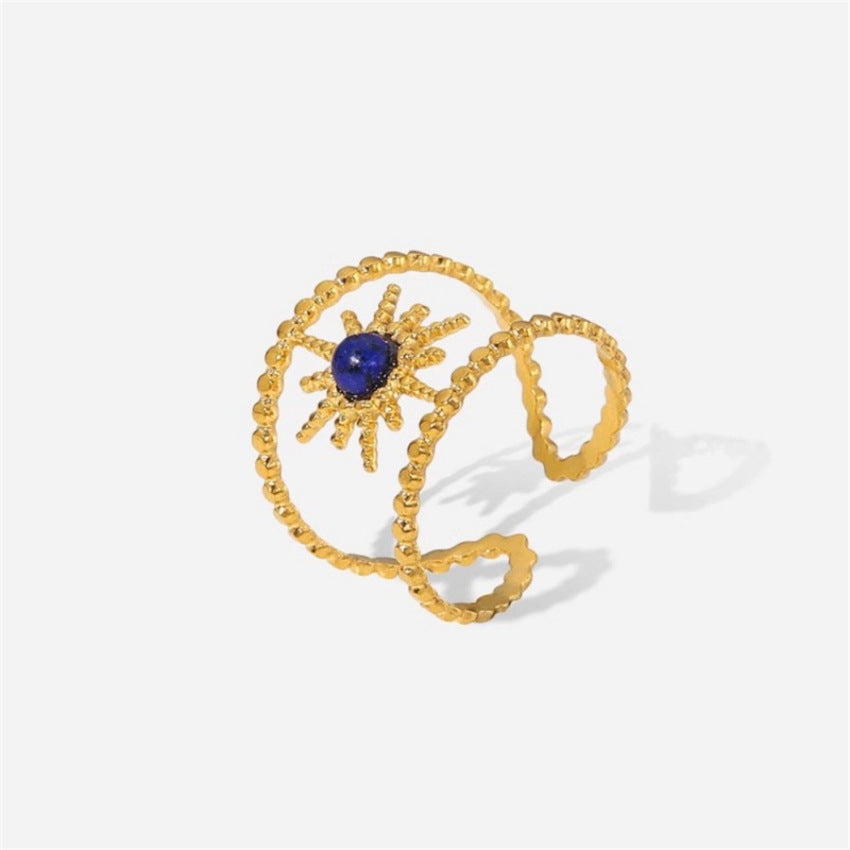 Colorful, layered, niche ring imitating natural stone