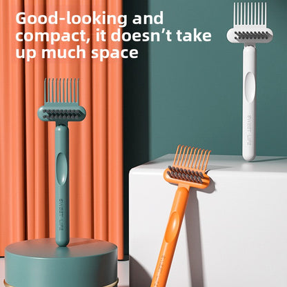 Comb cleaning brush
