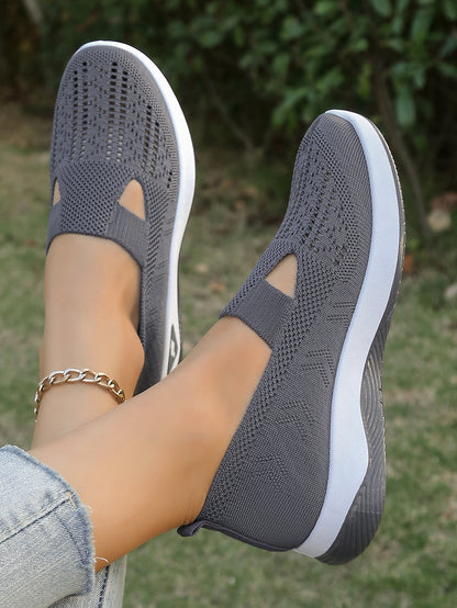 Comfortable and anti-slip hollowed-out shoes