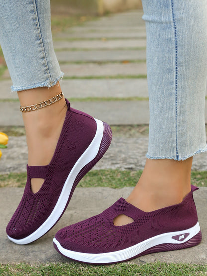 Comfortable and anti-slip hollowed-out shoes