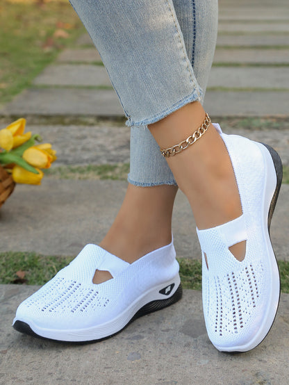 Comfortable and anti-slip hollowed-out shoes