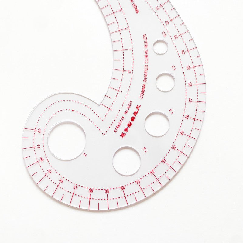 Comma Curved Ruler