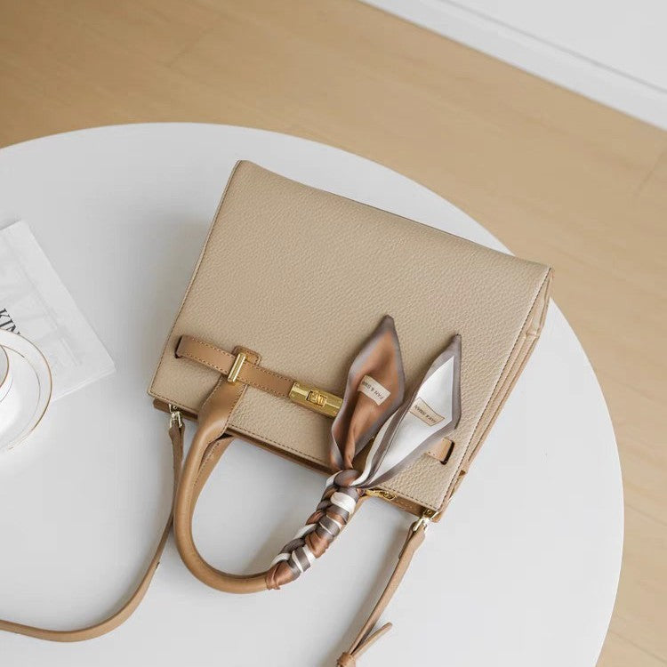 Commute handbag