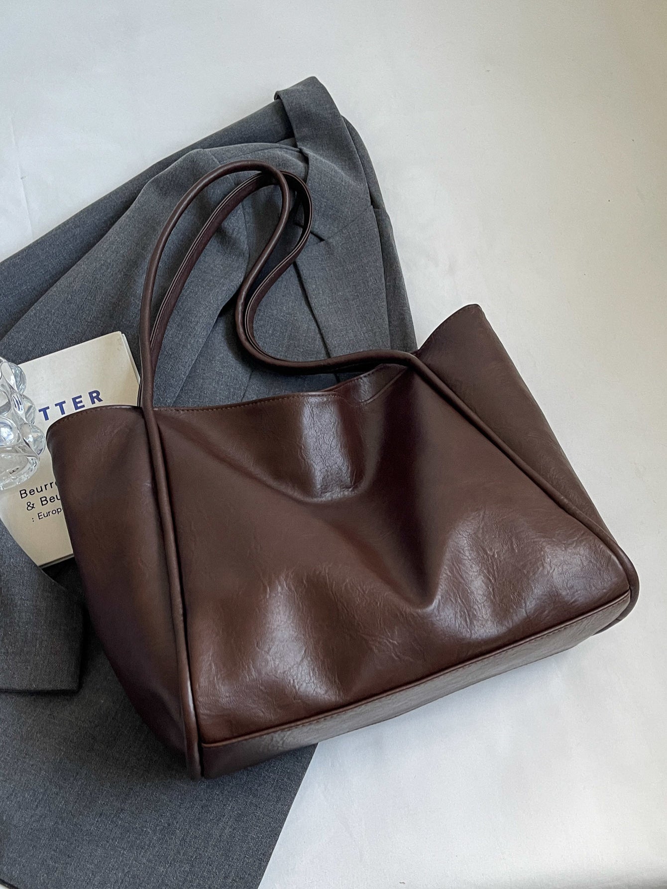 Commute tote bag