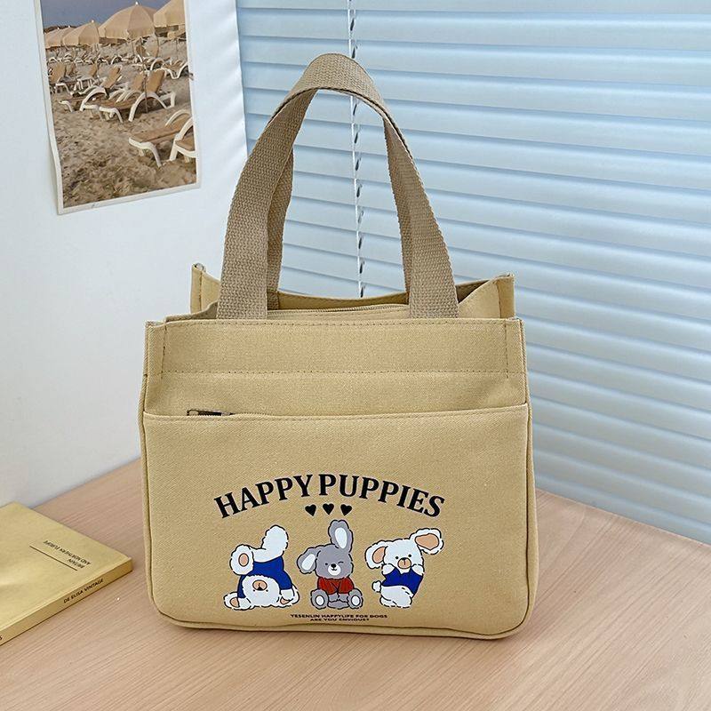 Compact Insulated Tote Bag with Bear Design