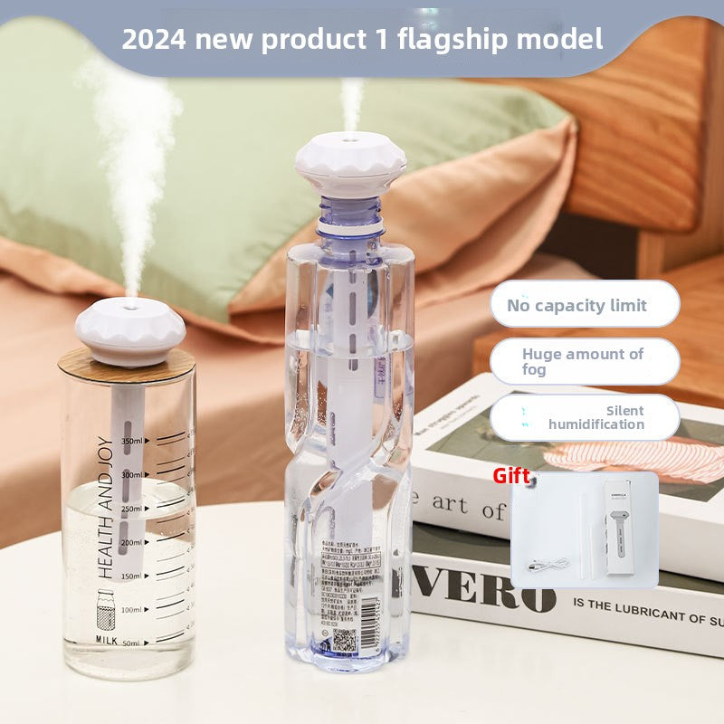 Compact portable charging humidifier