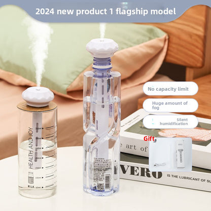 Compact portable charging humidifier