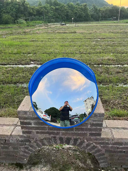 Concave-convex mirror