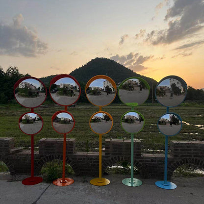 Concave-convex mirror