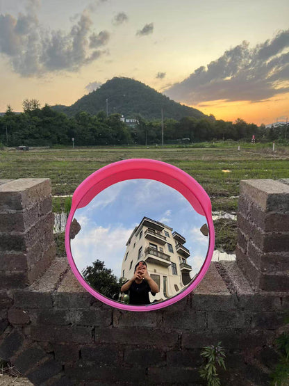 Concave-convex mirror
