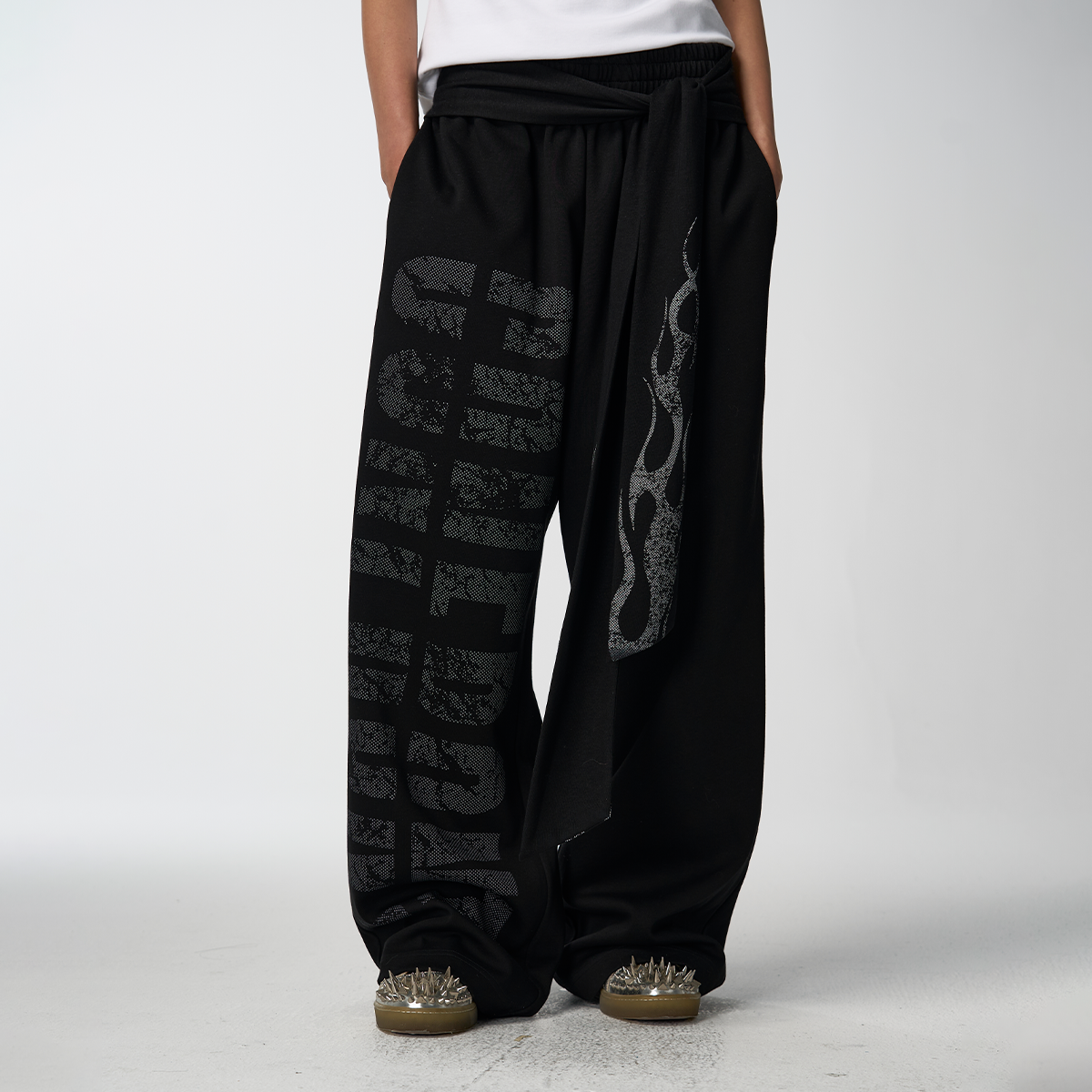 Confront Slogan Boxing Flame Streamer Sweatpants