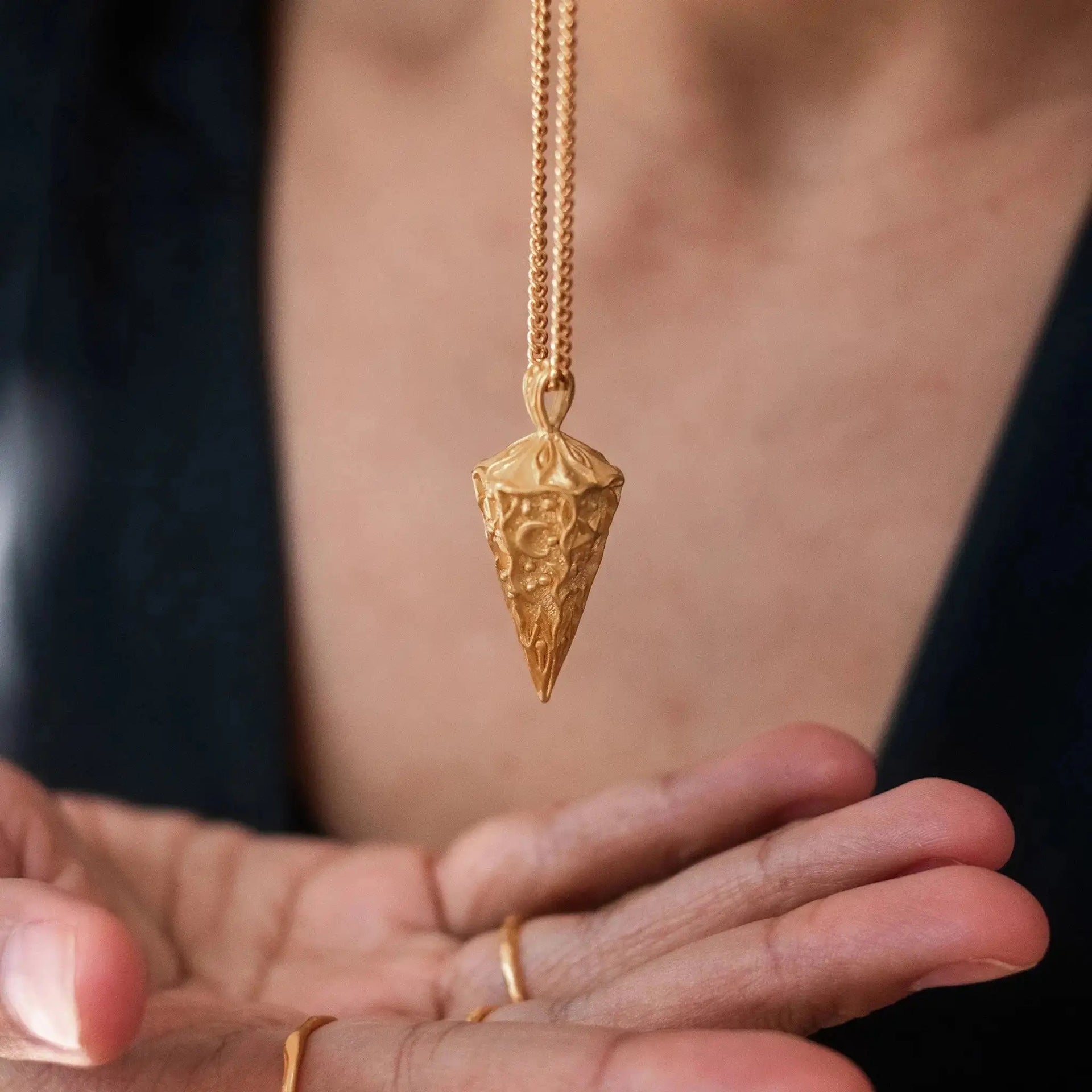 Conical Rhombus Pendant Necklace Retro Gold Chain