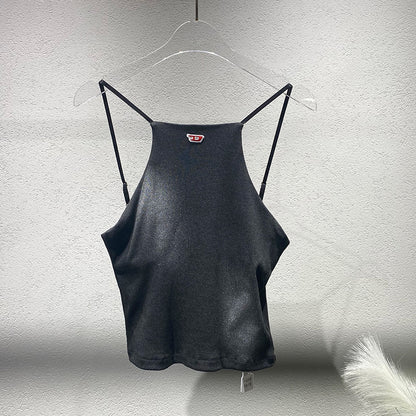 Contrast color fitted halter top