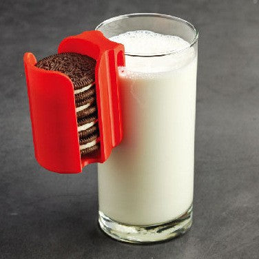 Convenient Cup-Side Biscuit Storage Rack