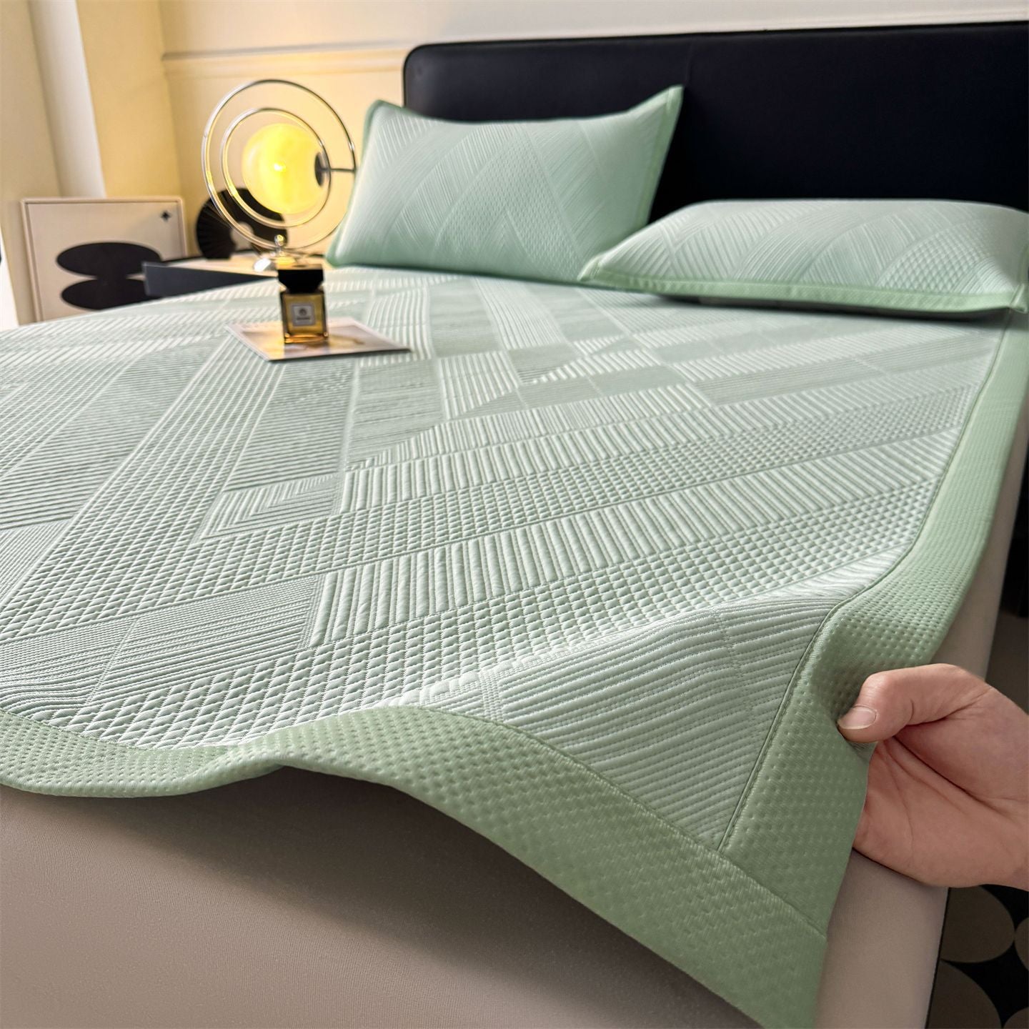 Cooling Ice Silk Bed Mat Set