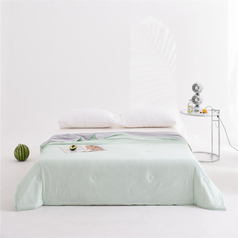 Cooling Summer Quilt with Gift Box