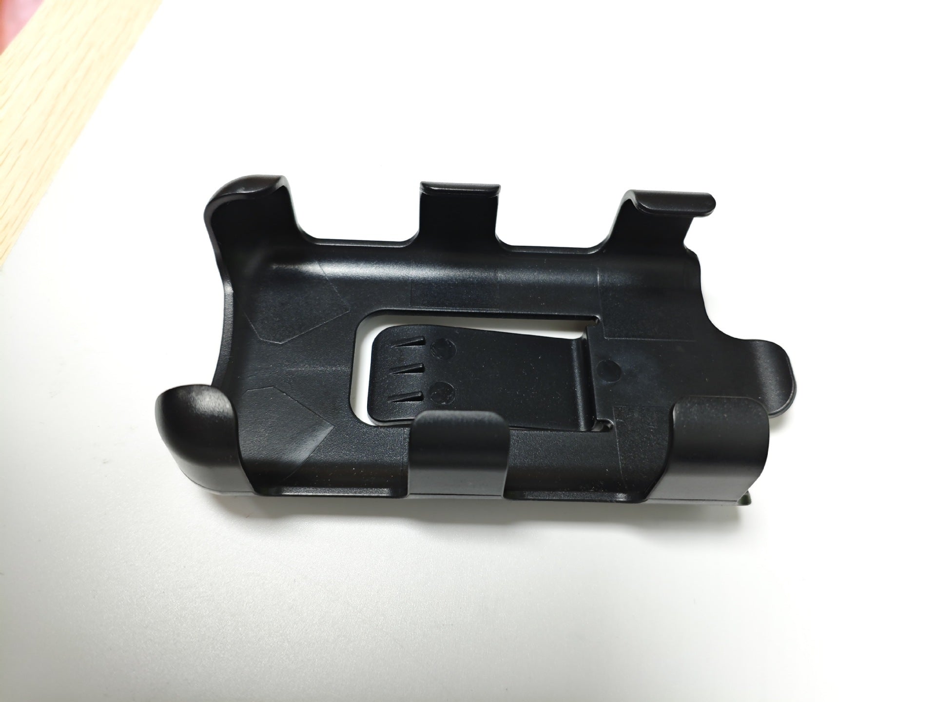 Cooling Vest with Reflective Strips and Built-in Fans