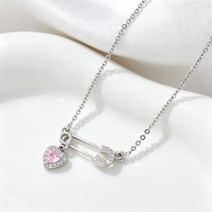 Copper-Inlaid Zircon Heart Pendant Necklace, Heart-Shaped Clavicle Chain