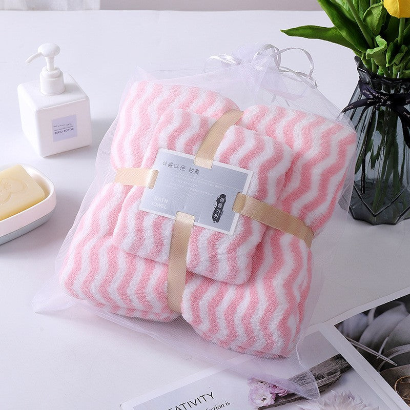 Coral Velvet Towel Is Soft and Absorbent