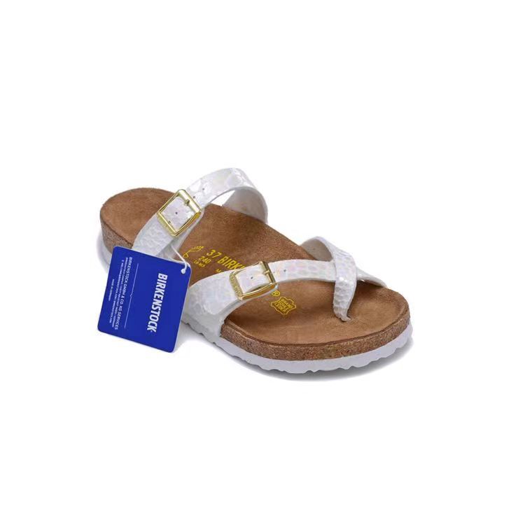 Cork and genuine leather beach sandals