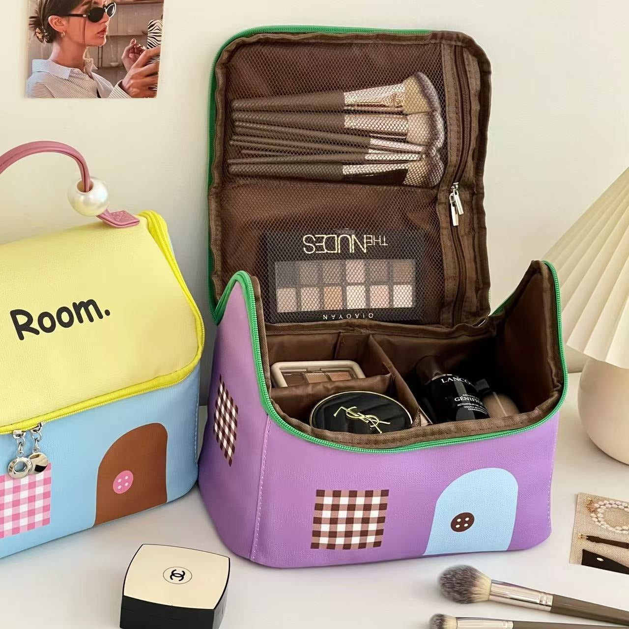 cosmetic bag