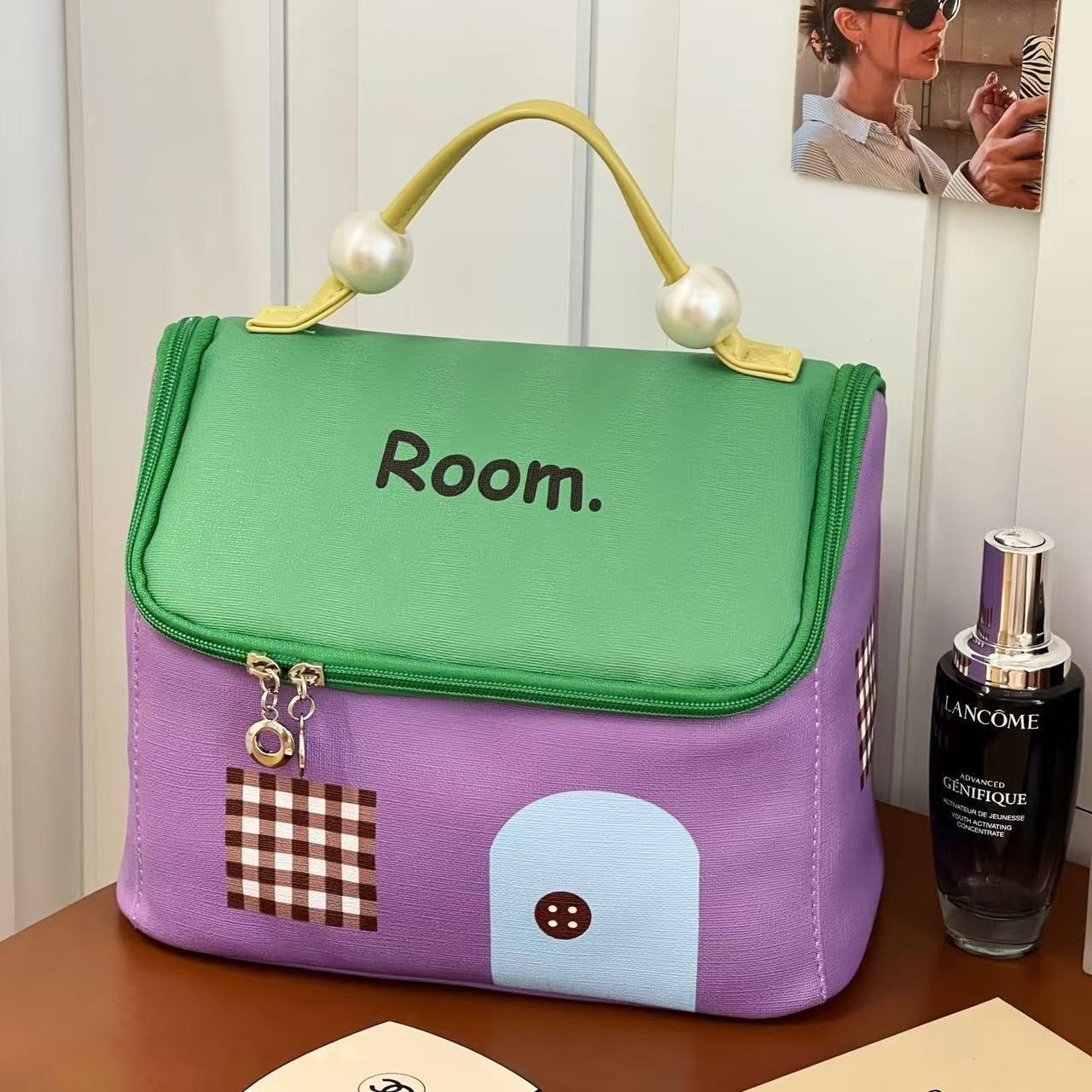 cosmetic bag
