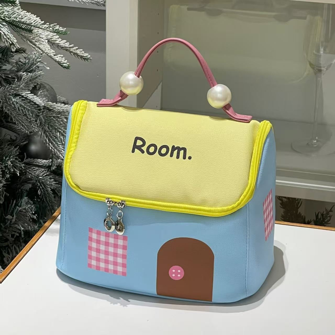 cosmetic bag