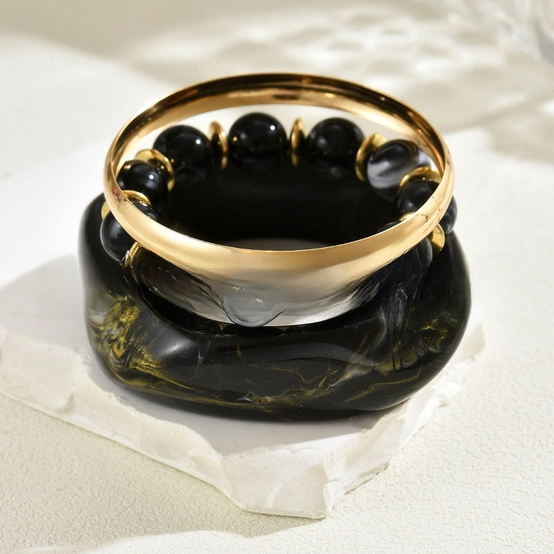 costume bracelet