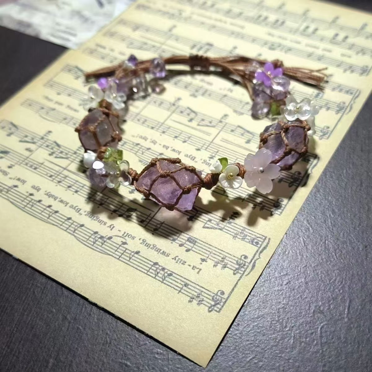 costume jewelry bracelet