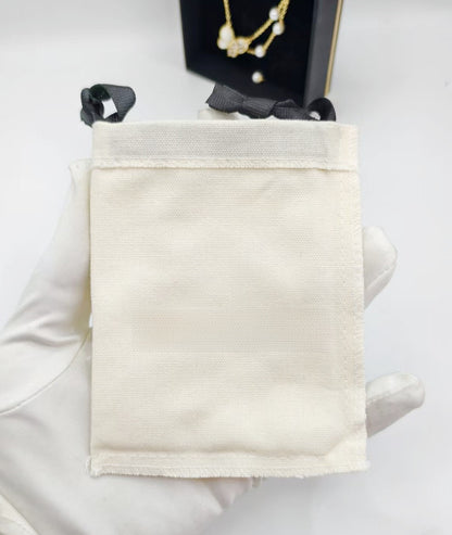 Cotton Drawstring Bags for Jewelry and Cosmetics Storage