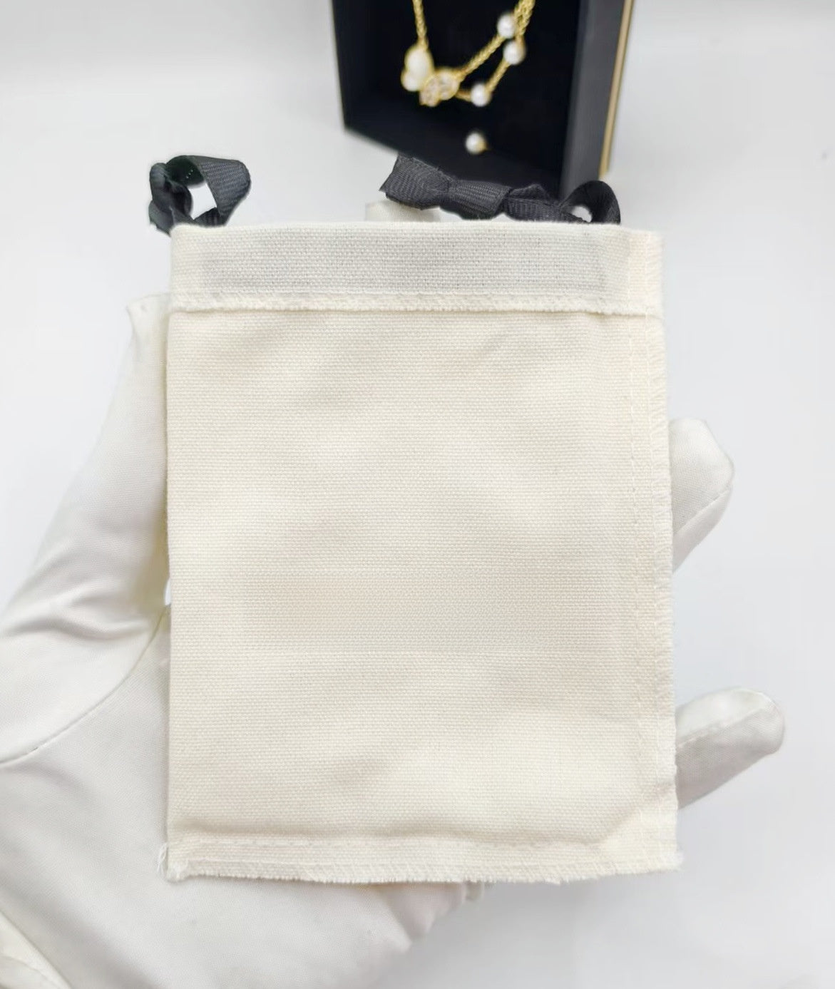Cotton Drawstring Bags for Jewelry and Cosmetics Storage