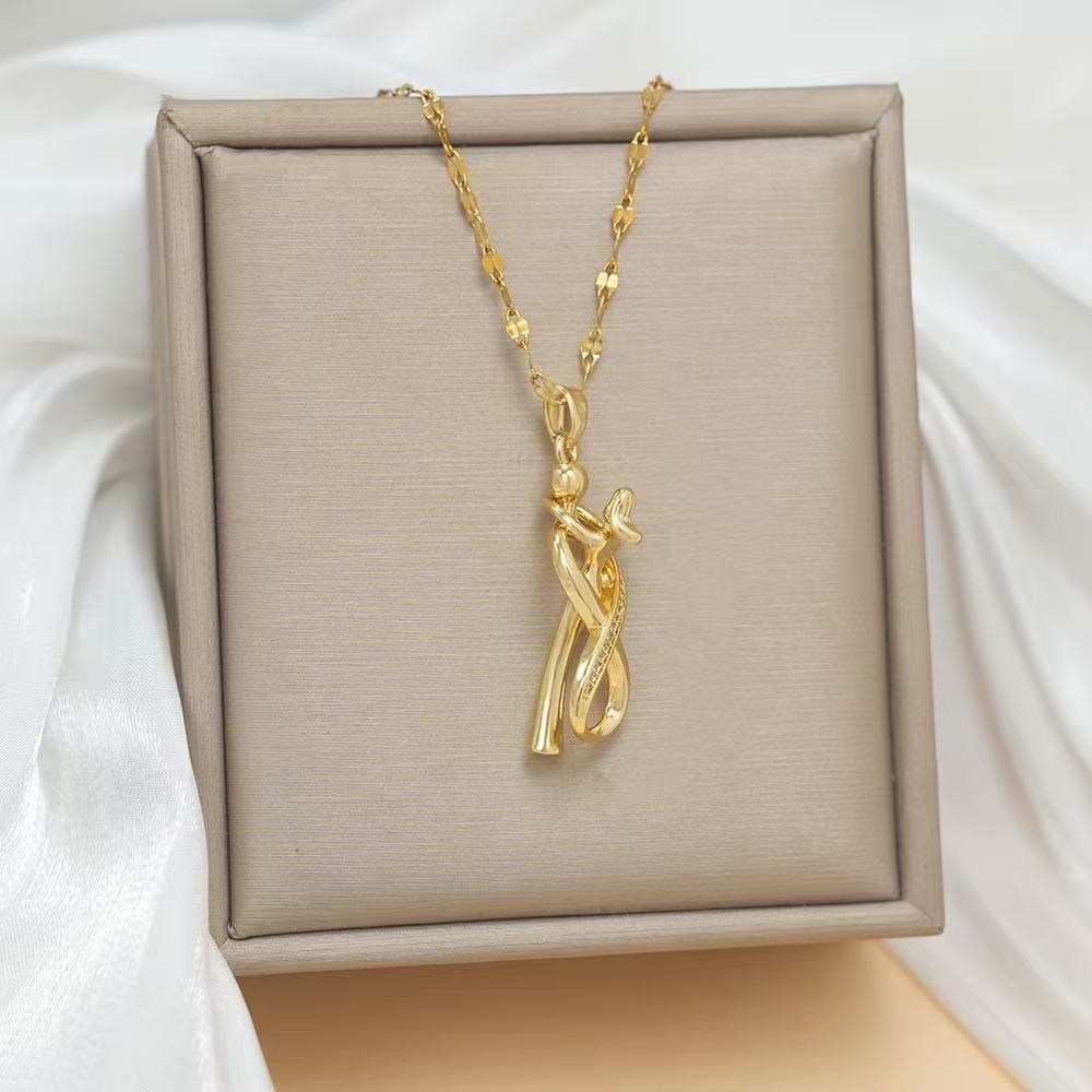 Couple Hugging Pendant