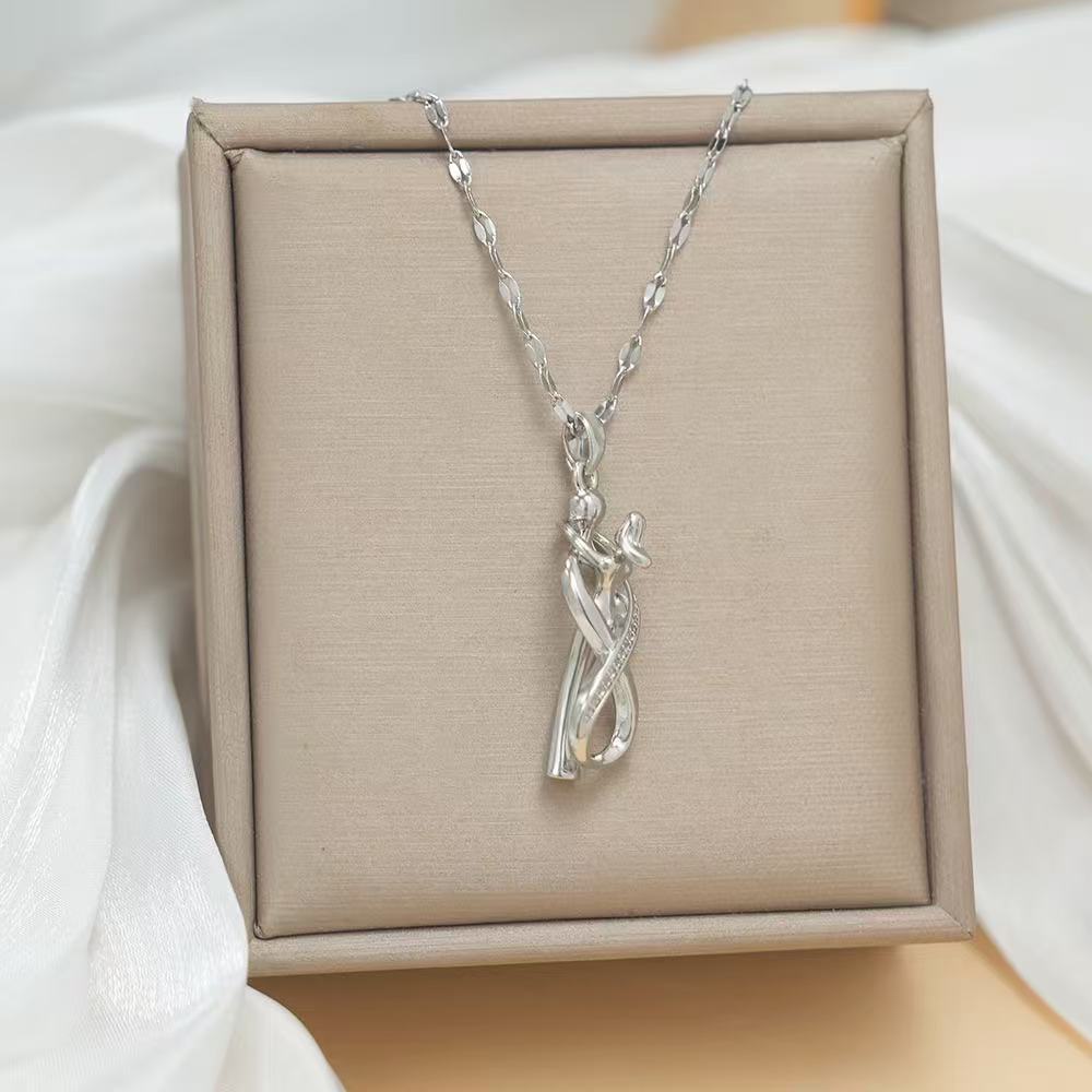 Couple Hugging Pendant