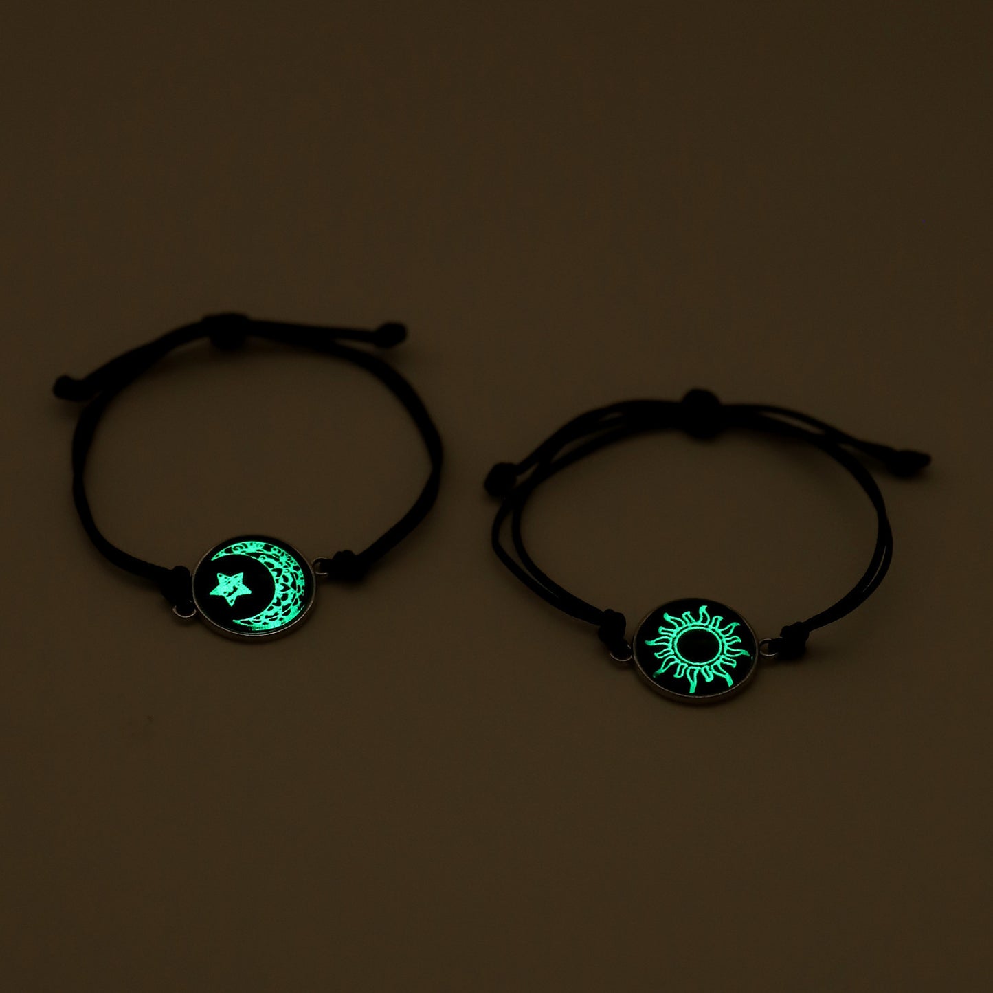 Couple's luminous bracelet