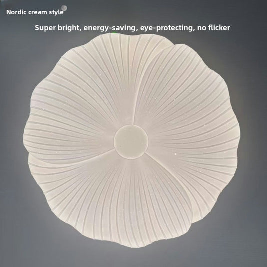 Cream-style ceiling lamp