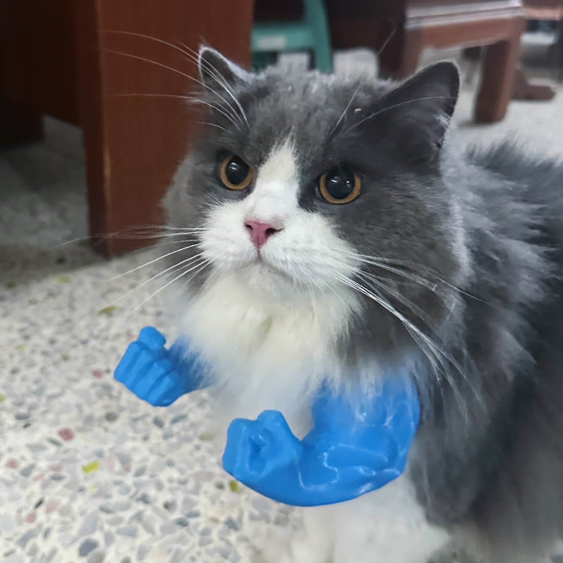 Creative 3D Printed Green Giant Arm Pet Toy