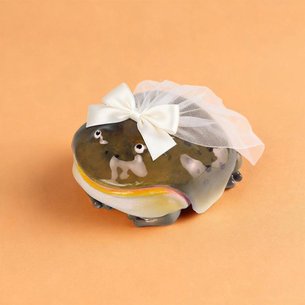Creative Frog Design Hard Plastic Earphone Case